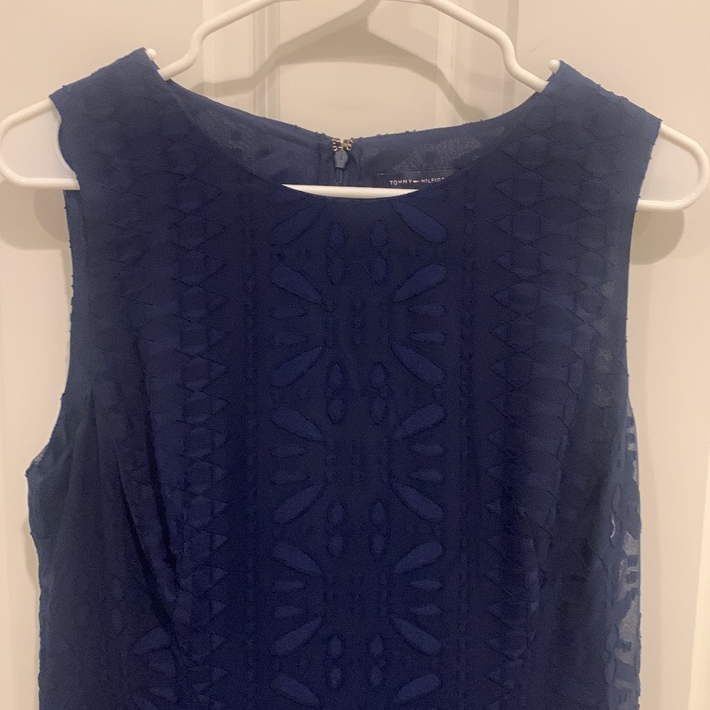 Tommy Hilfiger scoop neck embroidered handkerchief dress in navy blue size 10